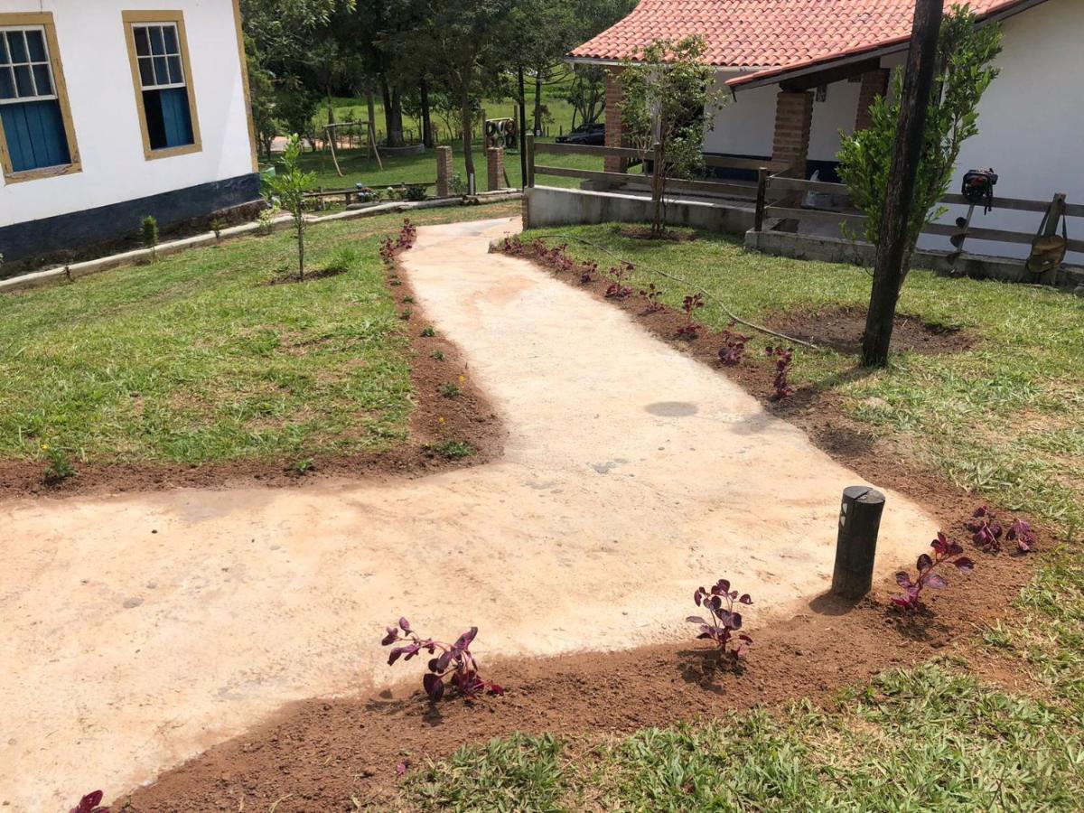 Pousada Água Limpa Virgínia Esterno foto