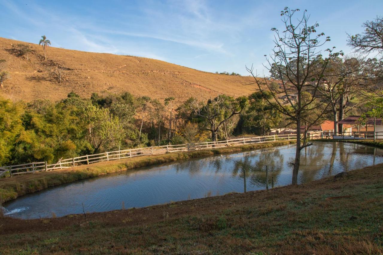 Pousada Água Limpa Virgínia Esterno foto